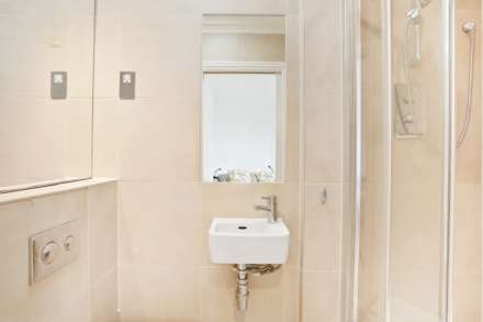 Balls Pond Road, London N1, Image 14