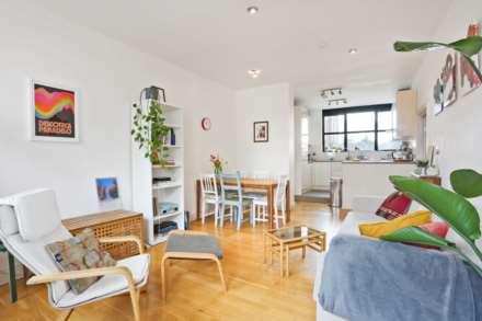 Bradstock Road, Hackney, Image 2