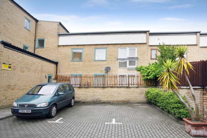 Milborne Street, Hackney, Image 13