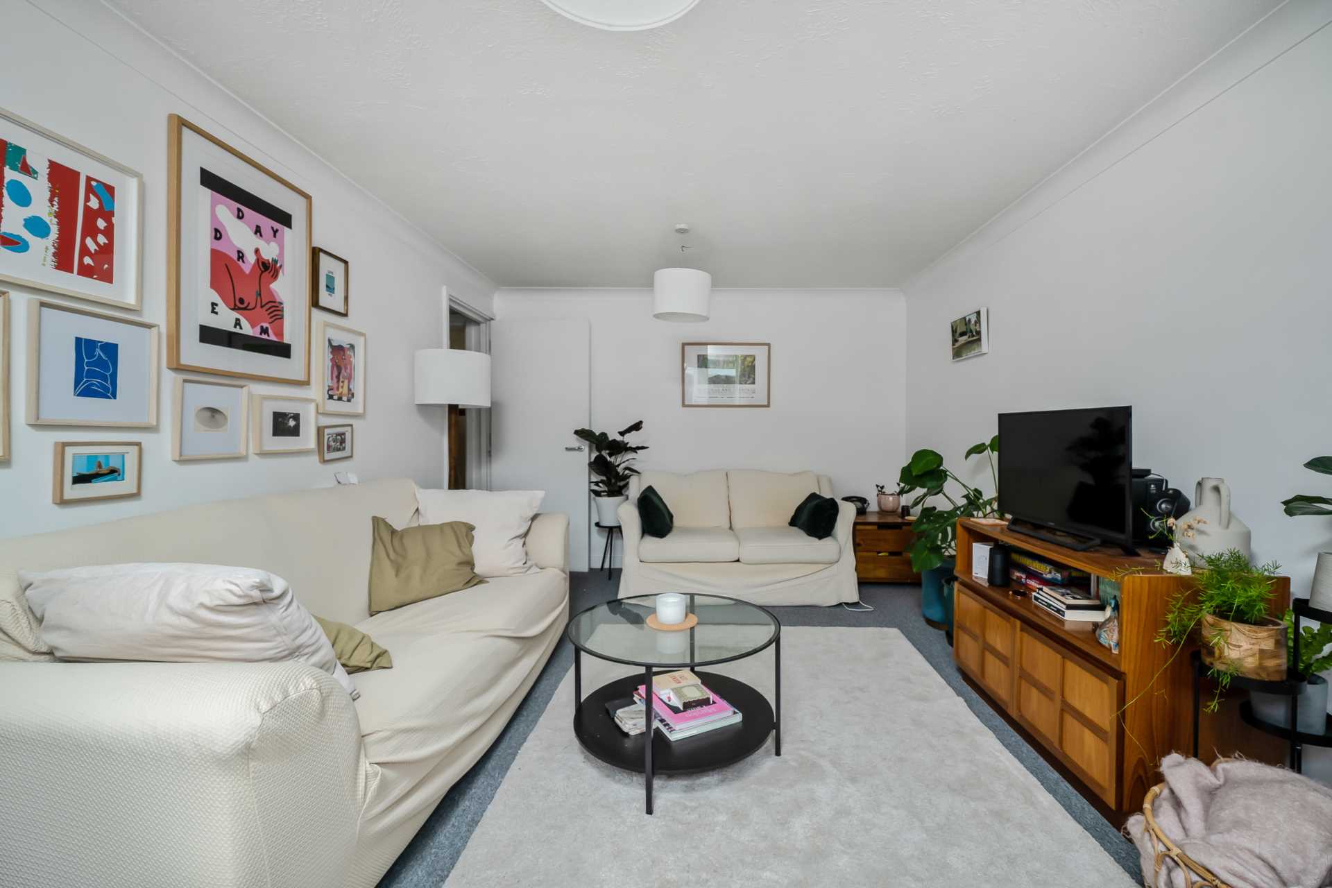 Milborne Street, Hackney, Image 9