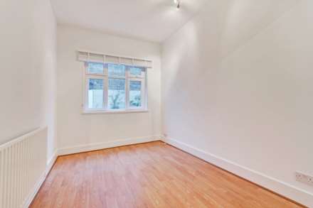 Shacklewell Lane, Dalston, E8, Image 5