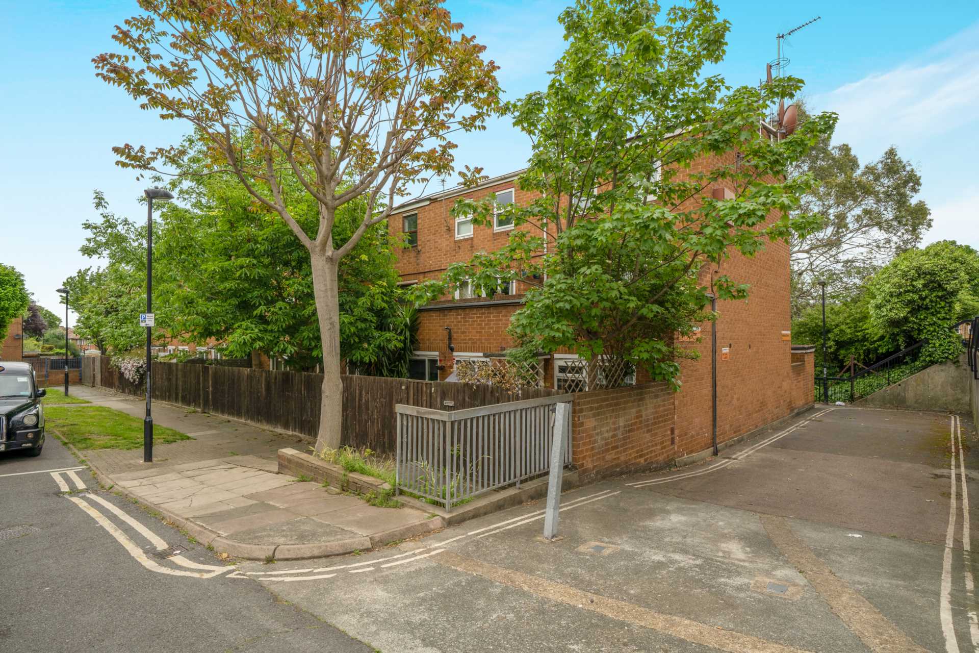 Humberton Close, Homerton, Image 1