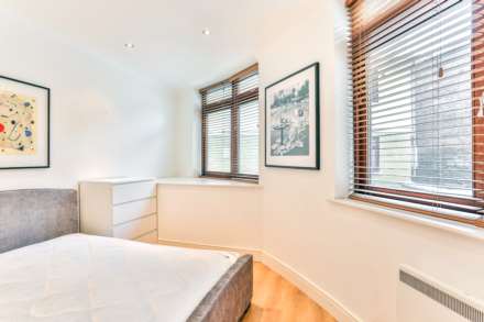 Star Place, Tower Hill, Image 10