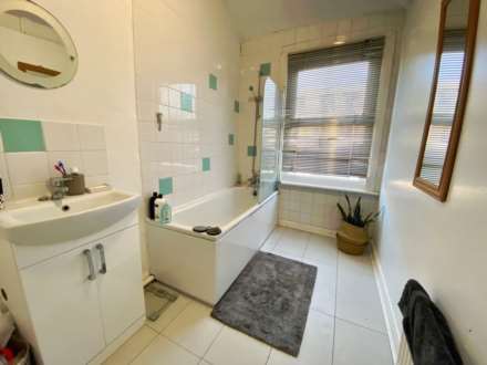 Mare Street, Hackney E9, Image 6