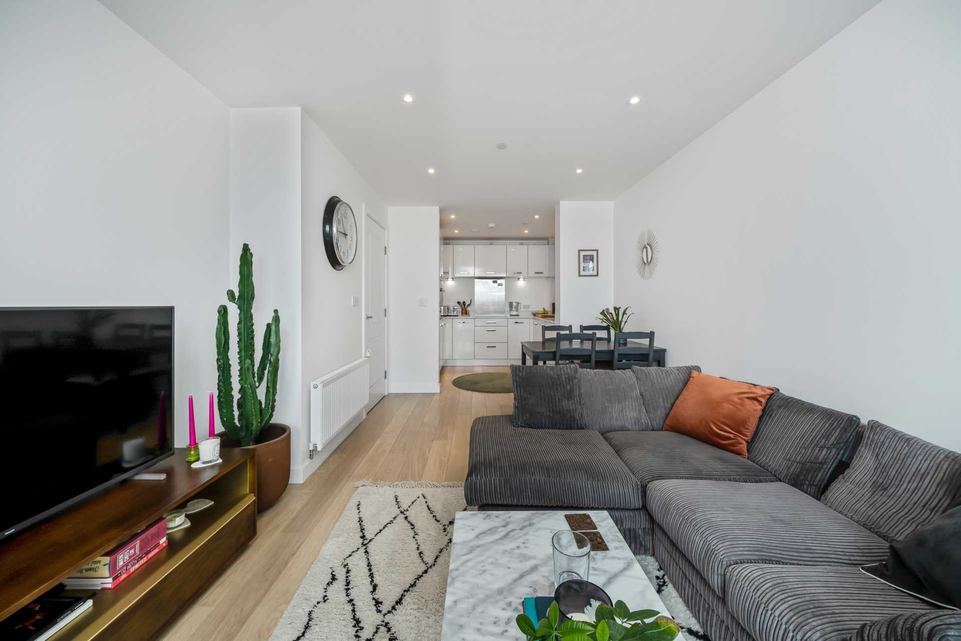 Atkins Square, Hackney, Image 12