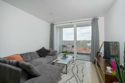Atkins Square, Hackney, Image 2