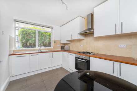 Poole Road, N1, Image 2