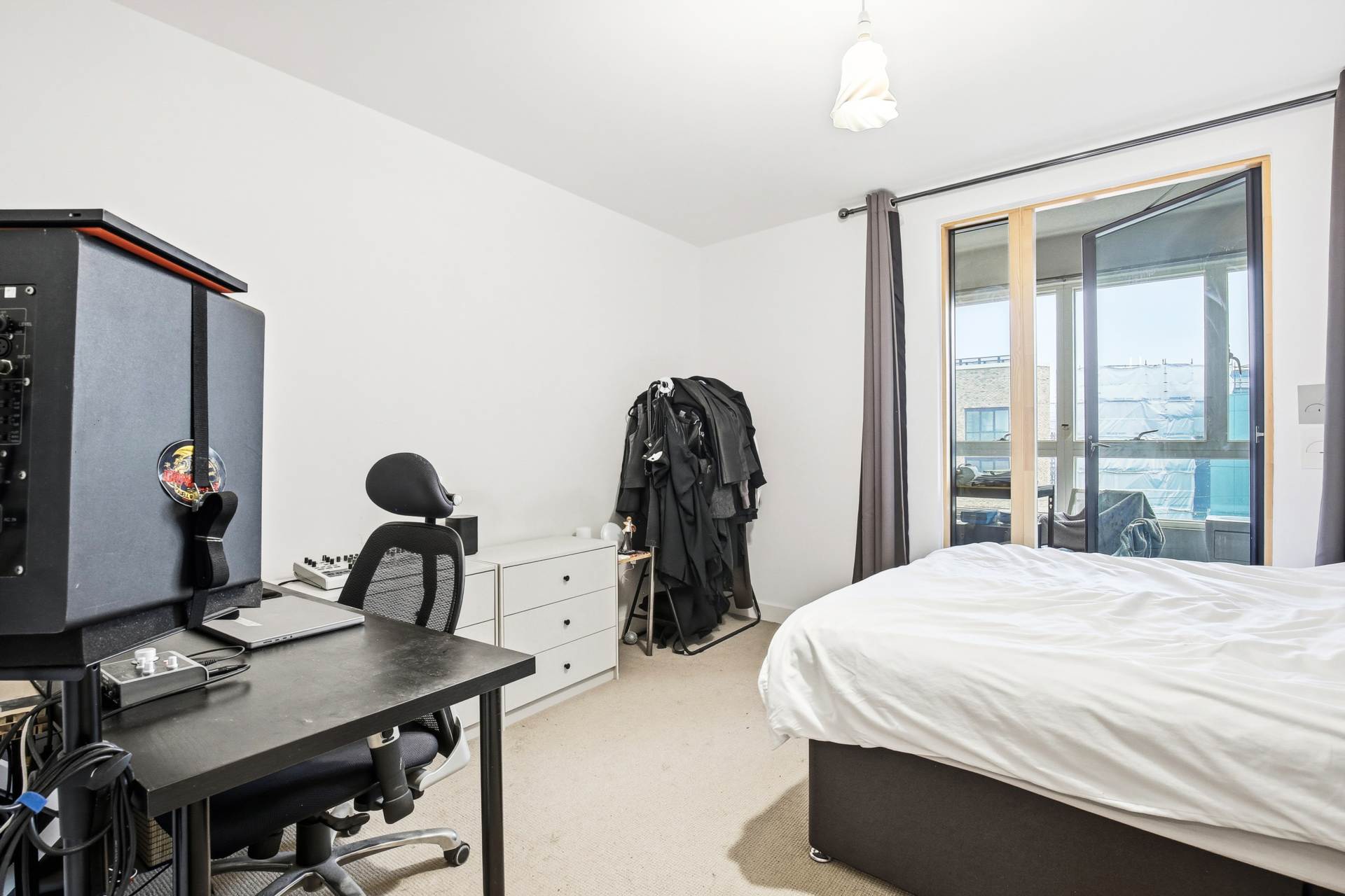 Mint Street, Bethnal Green E2, Image 6