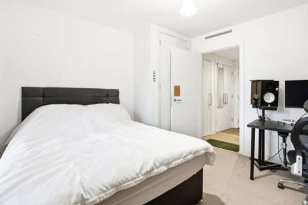 Mint Street, Bethnal Green E2, Image 5