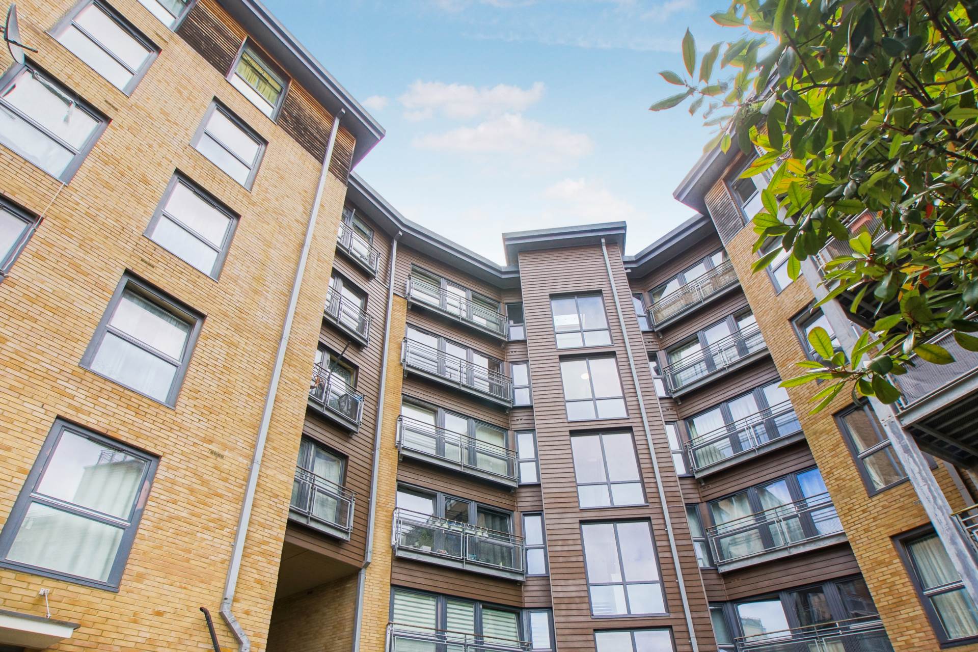 Limehouse Lodge, Clapton, Image 11