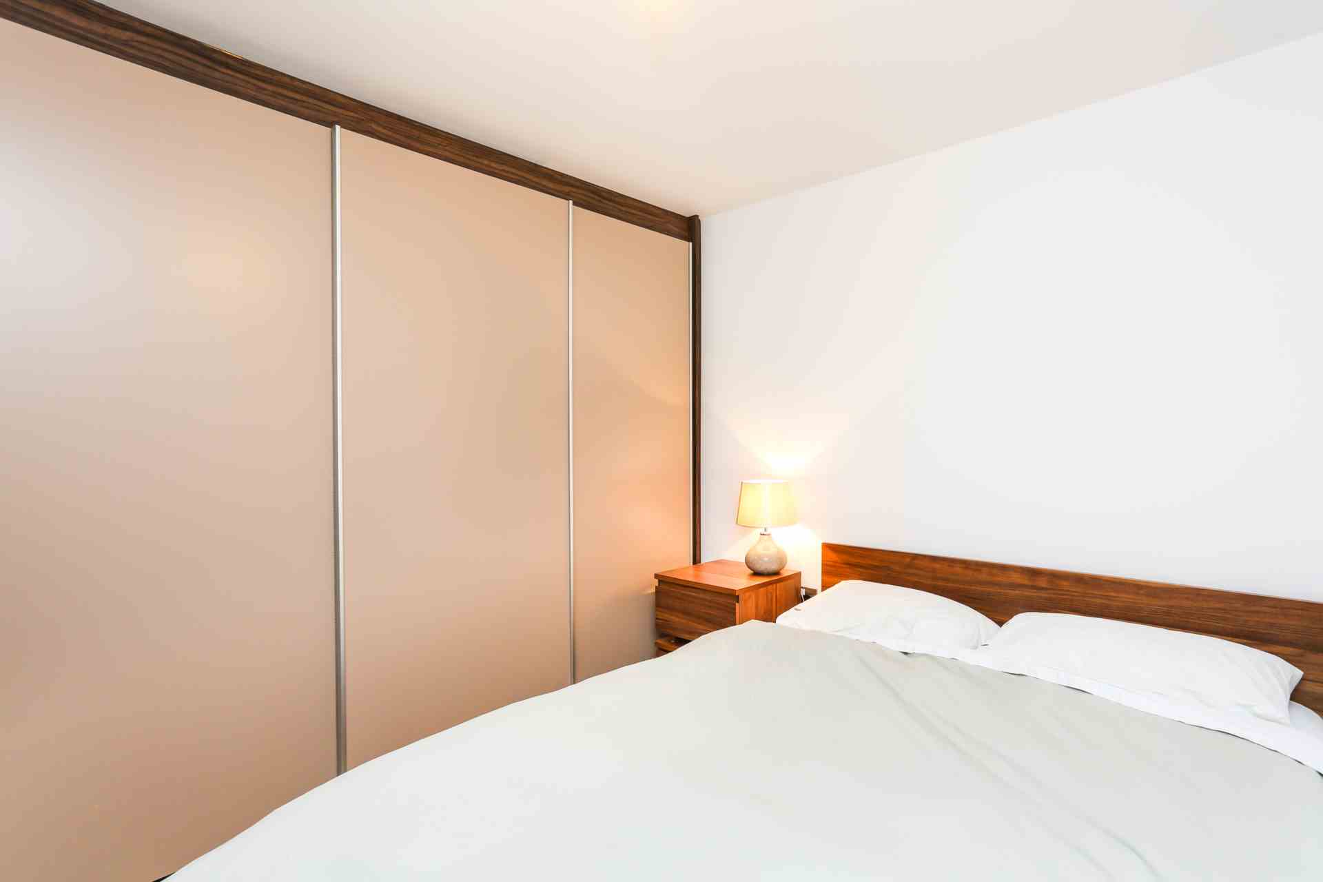 Courtyard Apartments, Avantgarde Place, Shoreditch, E1, Image 10