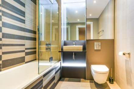 Courtyard Apartments, Avantgarde Place, Shoreditch, E1, Image 6