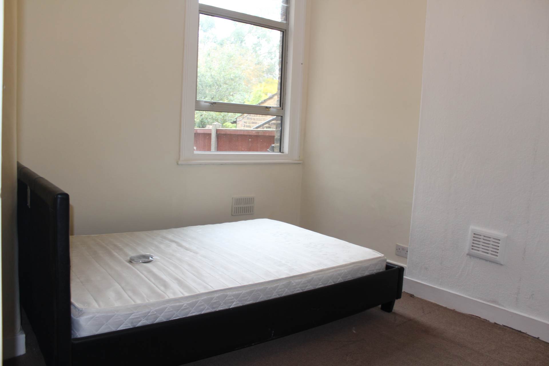 Newport Road, Leyton, Image 6