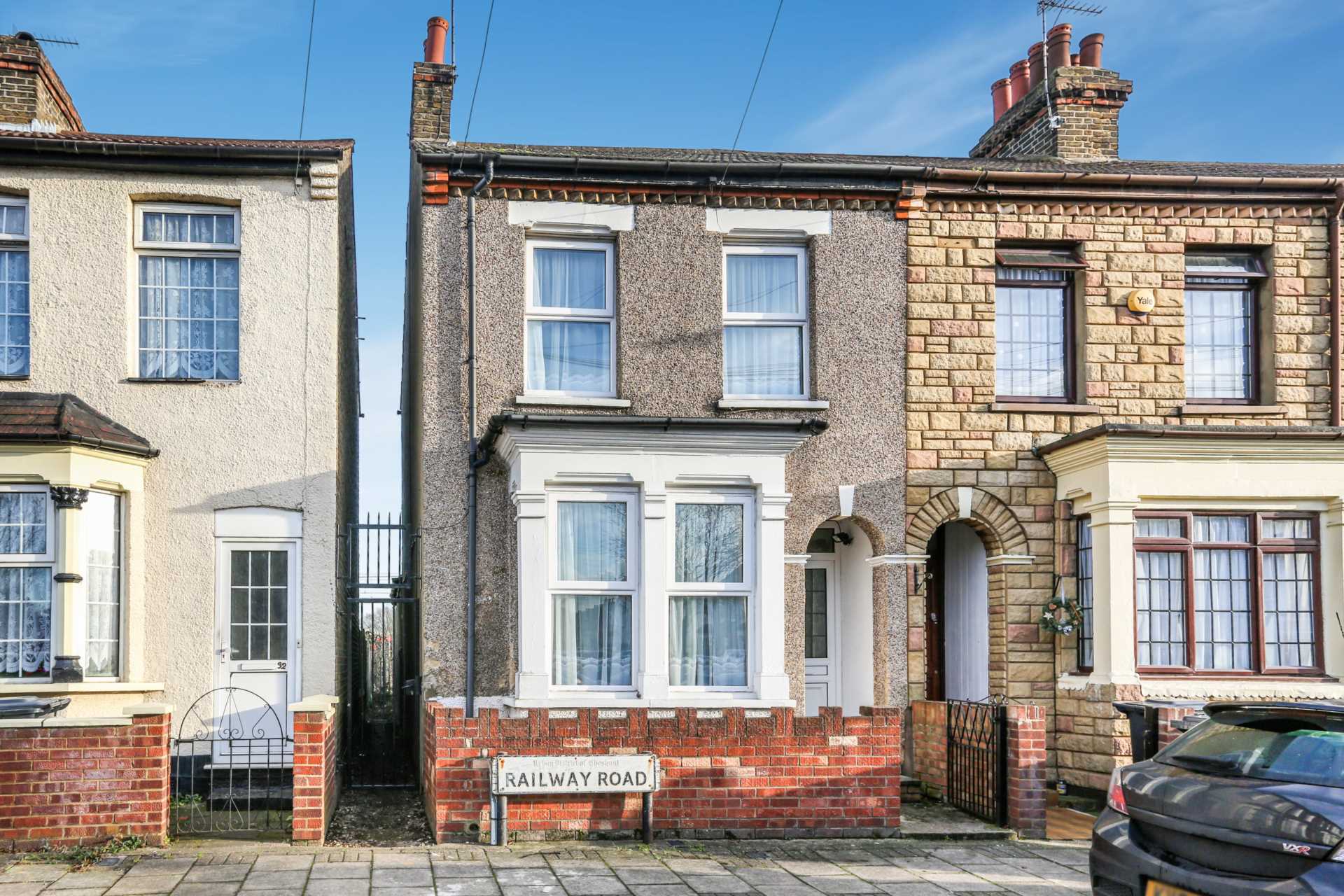 Railway Road, Waltham Cross, Image 1