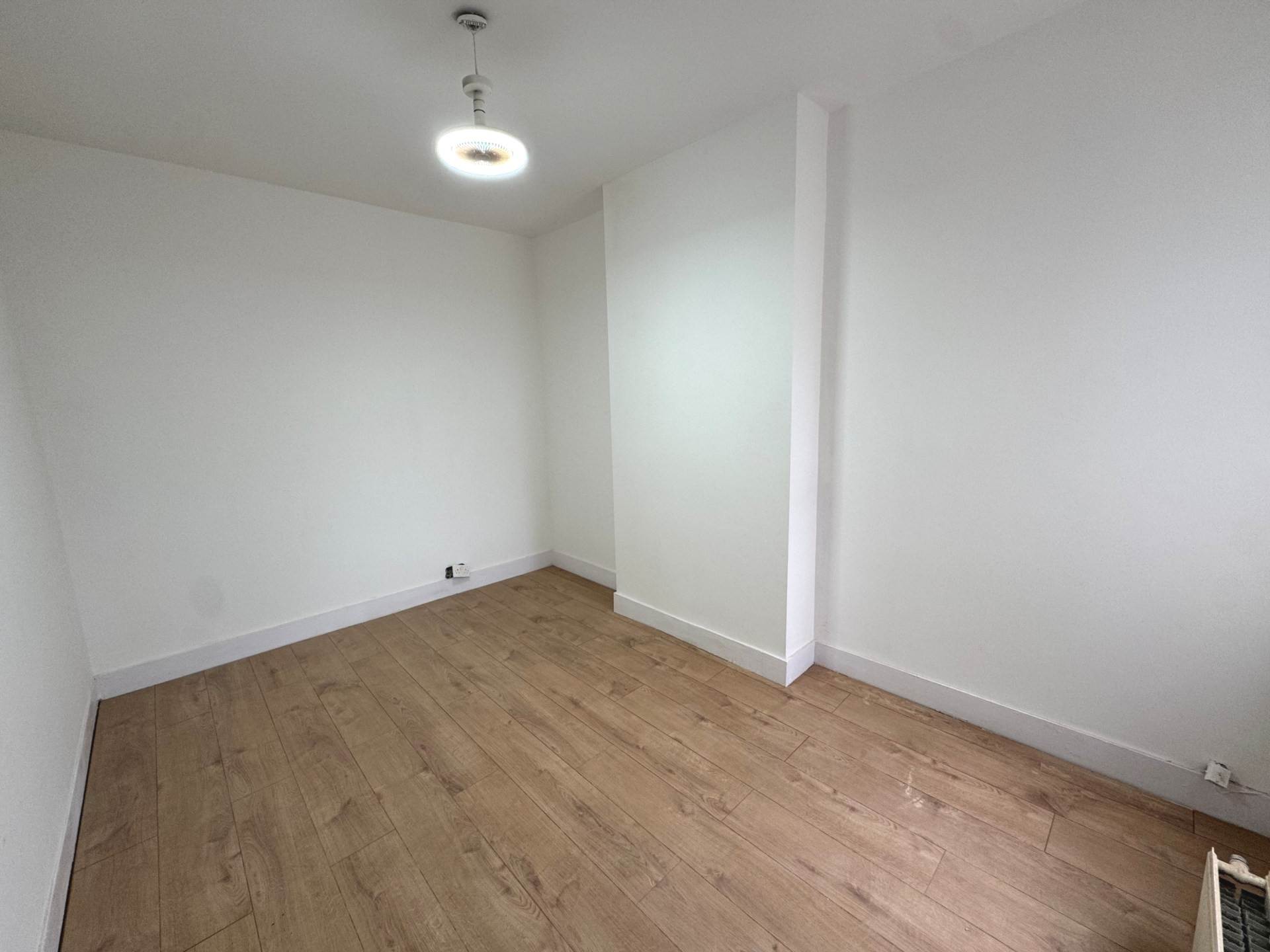 Railway Road, Waltham Cross, Image 15