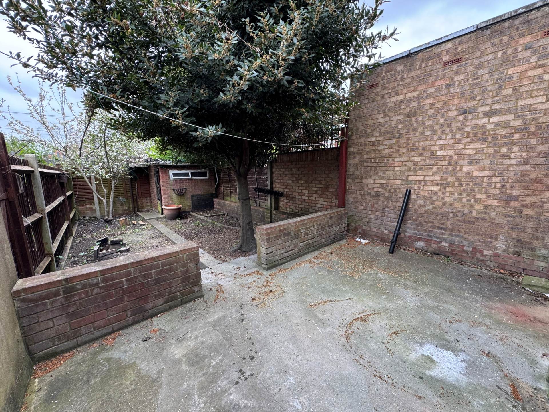 Railway Road, Waltham Cross, Image 5