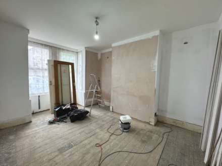 Railway Road, Waltham Cross, Image 2