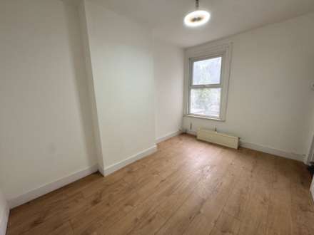 Railway Road, Waltham Cross, Image 9