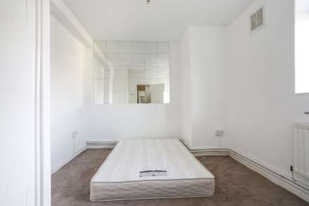 Retreat Place, Cressett House, Hackney, E9, Image 6