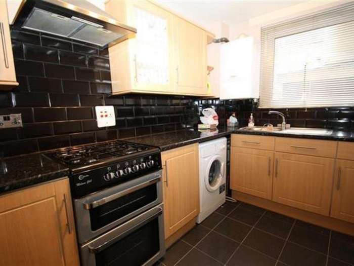 Evering Road, Stoke Newington, Image 2