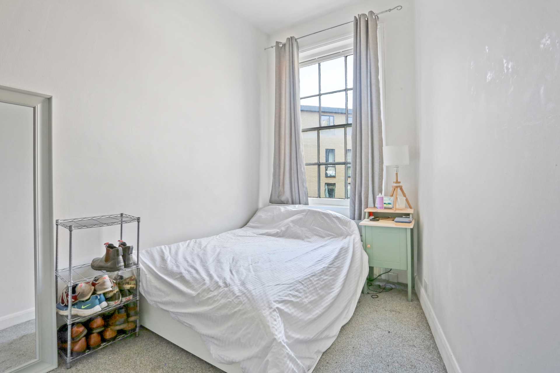 Crossway, Stoke Newington, Image 4
