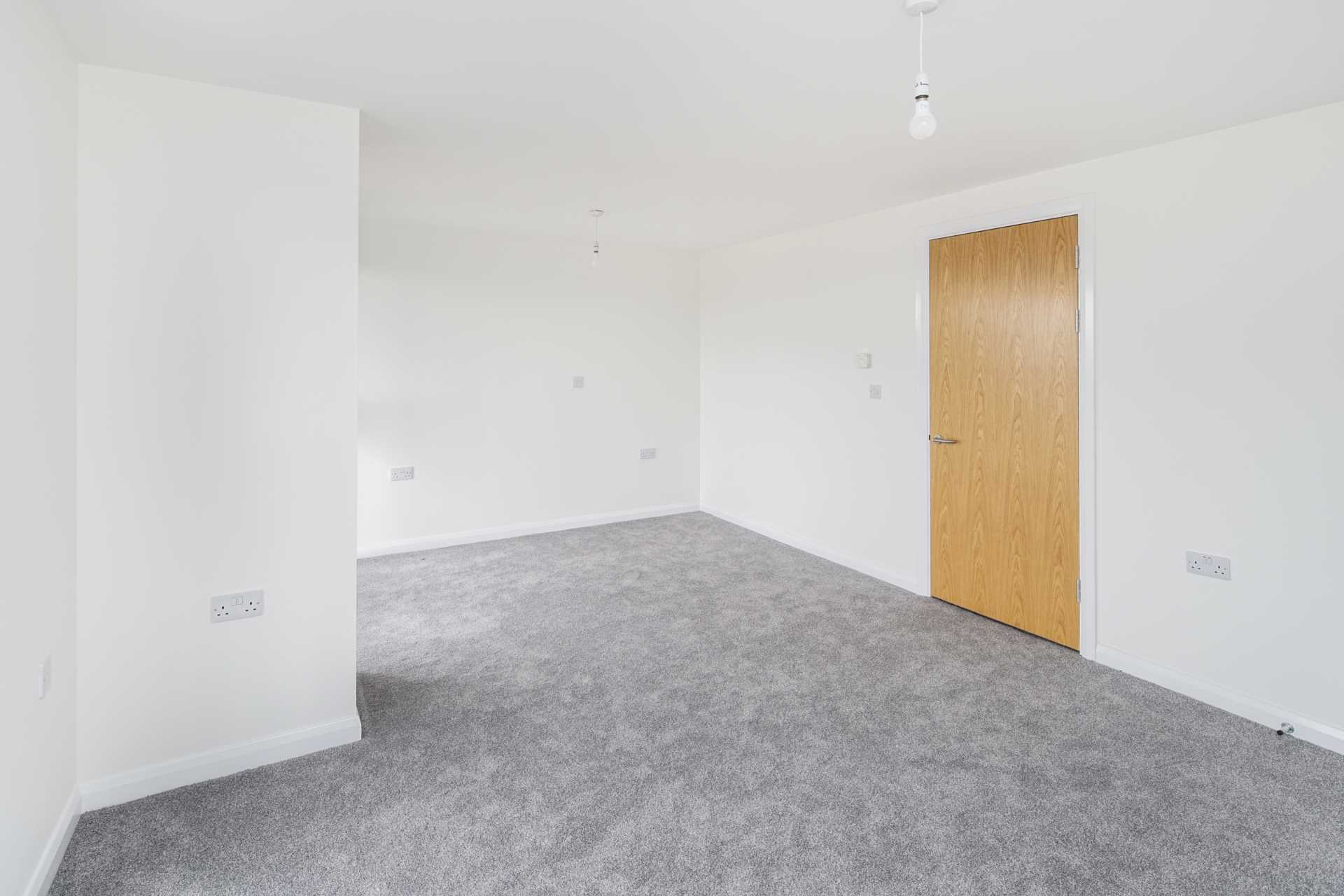 High Road, Ilford, Image 11