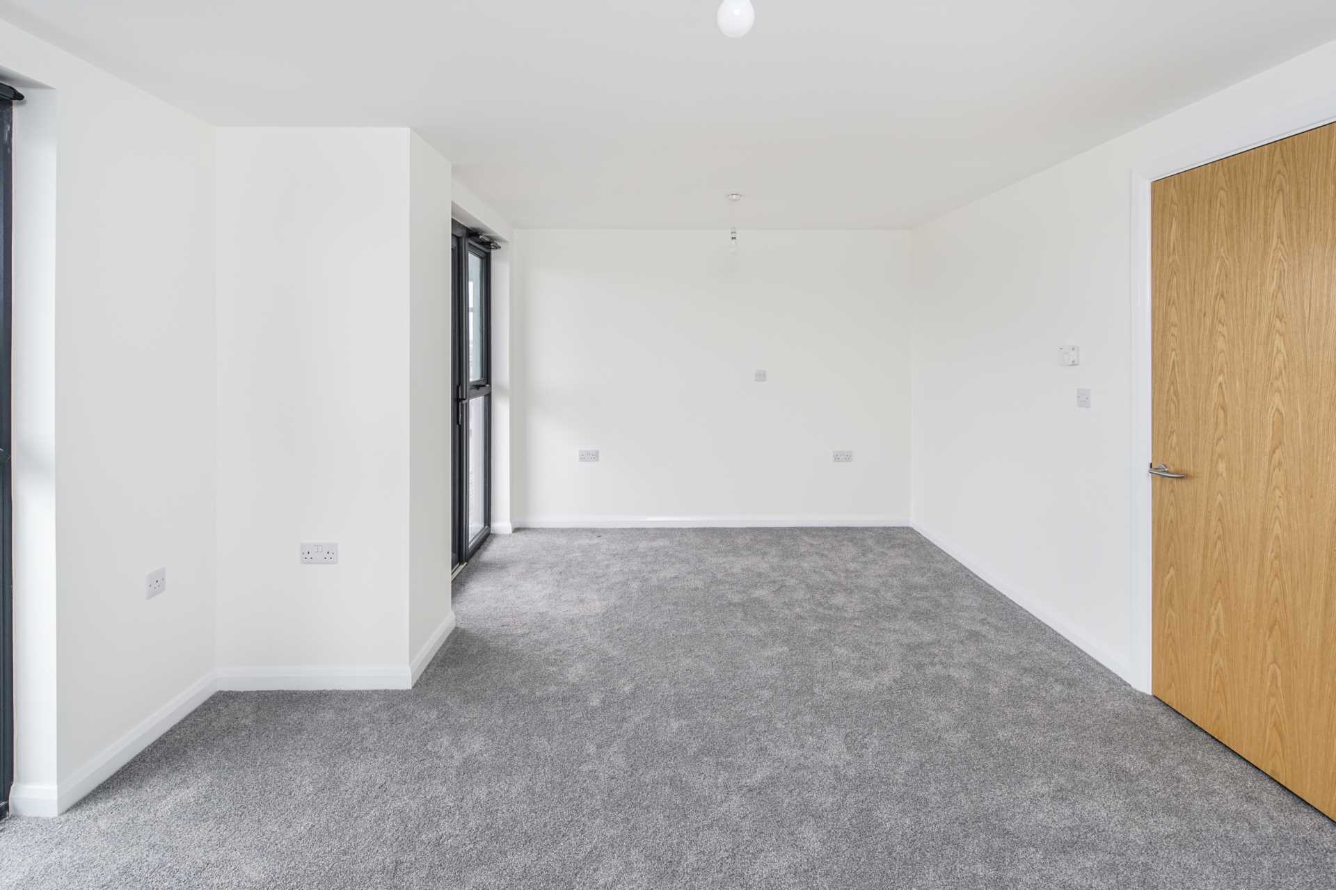 High Road, Ilford, Image 13