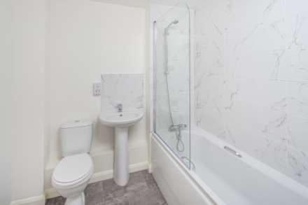 High Road, Ilford, Image 5