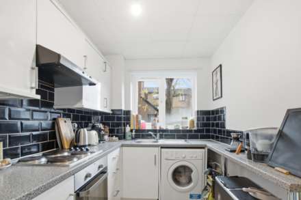 Mallard Court, Walthamstow, Image 10