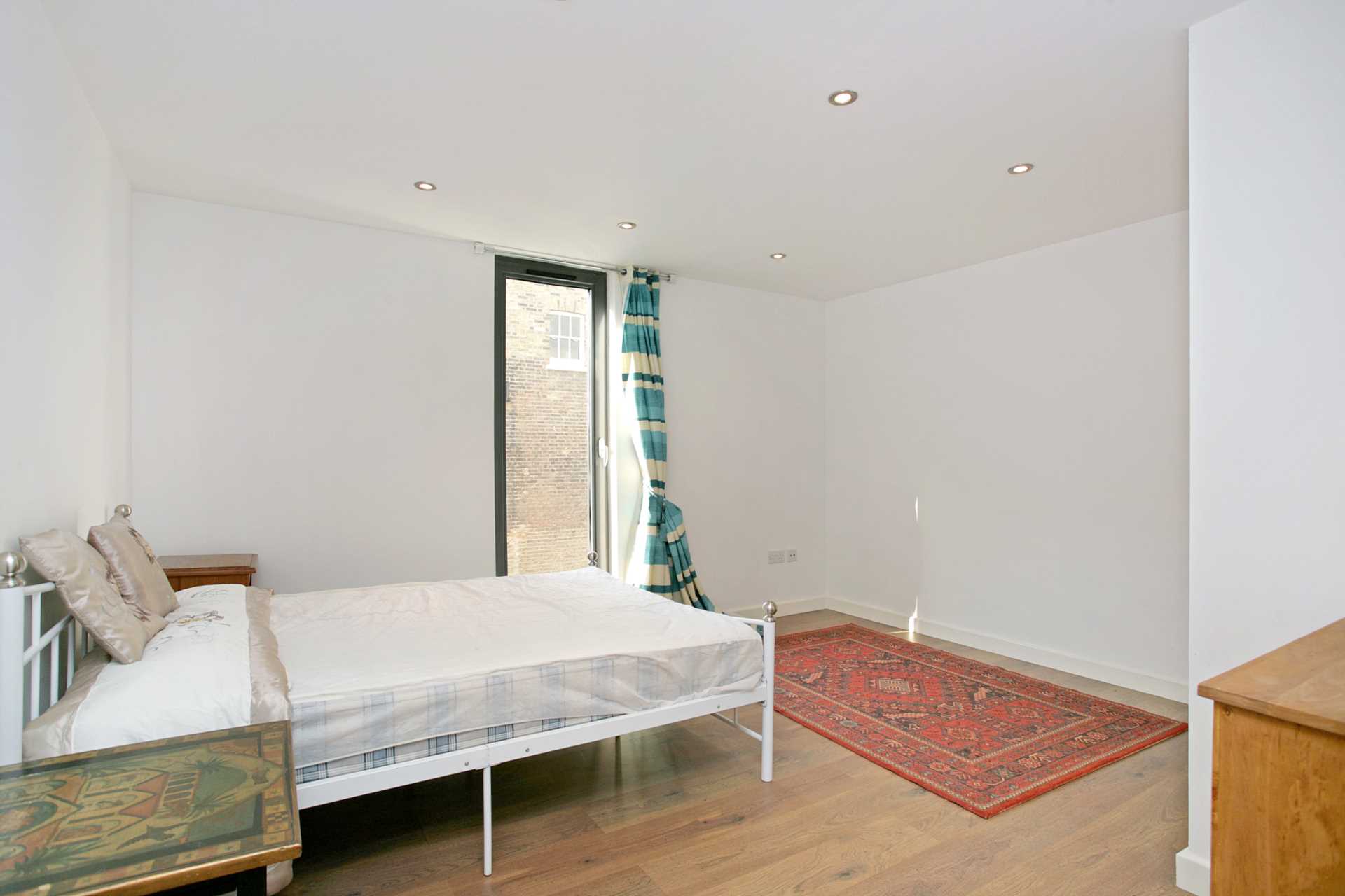 Spurstowe Terrace, Hackney, Image 4