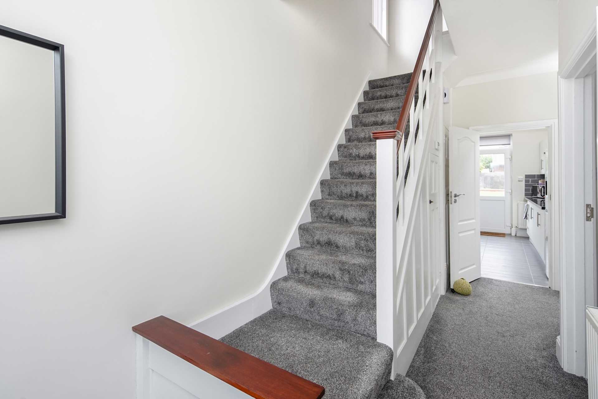 Horns Road, Barkingside, Image 11