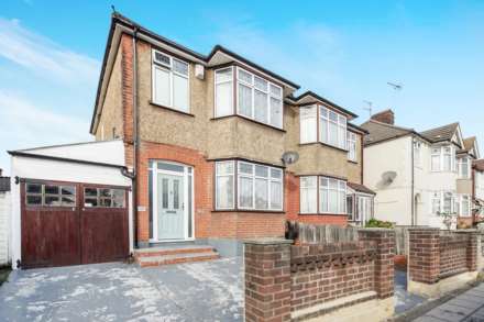 Horns Road, Barkingside, Image 1