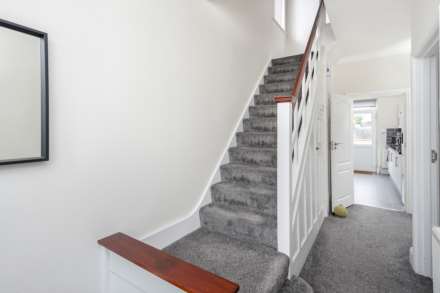 Horns Road, Barkingside, Image 11