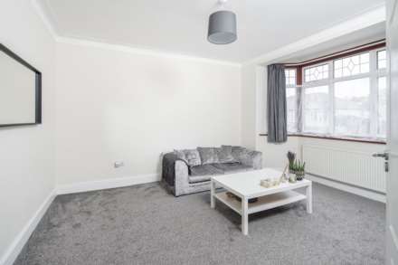 Horns Road, Barkingside, Image 14