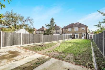 Horns Road, Barkingside, Image 16