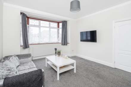 Horns Road, Barkingside, Image 2
