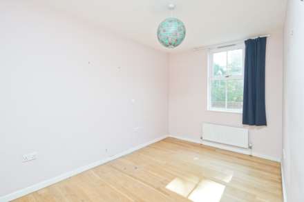 Clapton Square, Clapton, Image 4