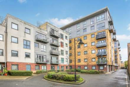 2 Bedroom Apartment, Thomasfyre Drive, Bow