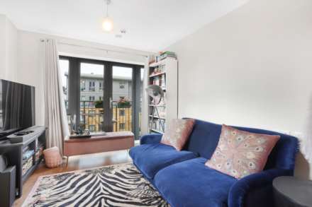 Thomasfyre Drive, Bow, Image 2