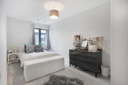 Thomasfyre Drive, Bow, Image 4