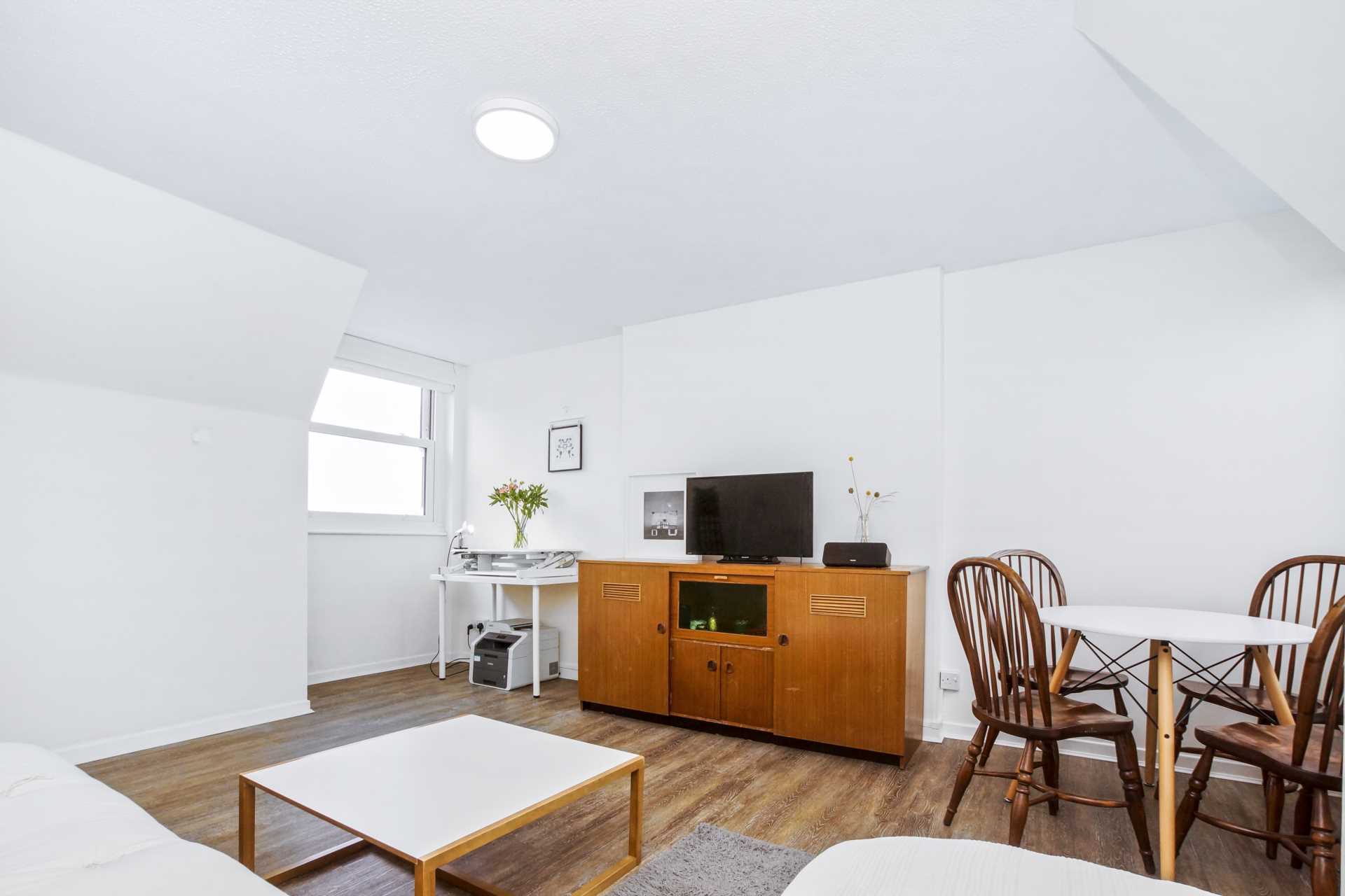 Homerton High Street, Hackney, Image 7