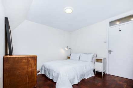 Homerton High Street, Hackney, Image 4