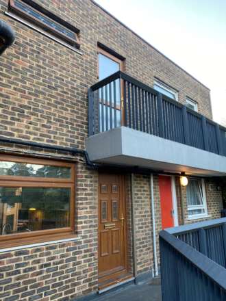3 Bedroom Apartment, Rainhill Way, Bow