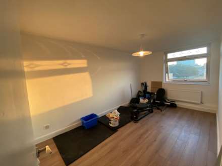 Rainhill Way, Bow, Image 8