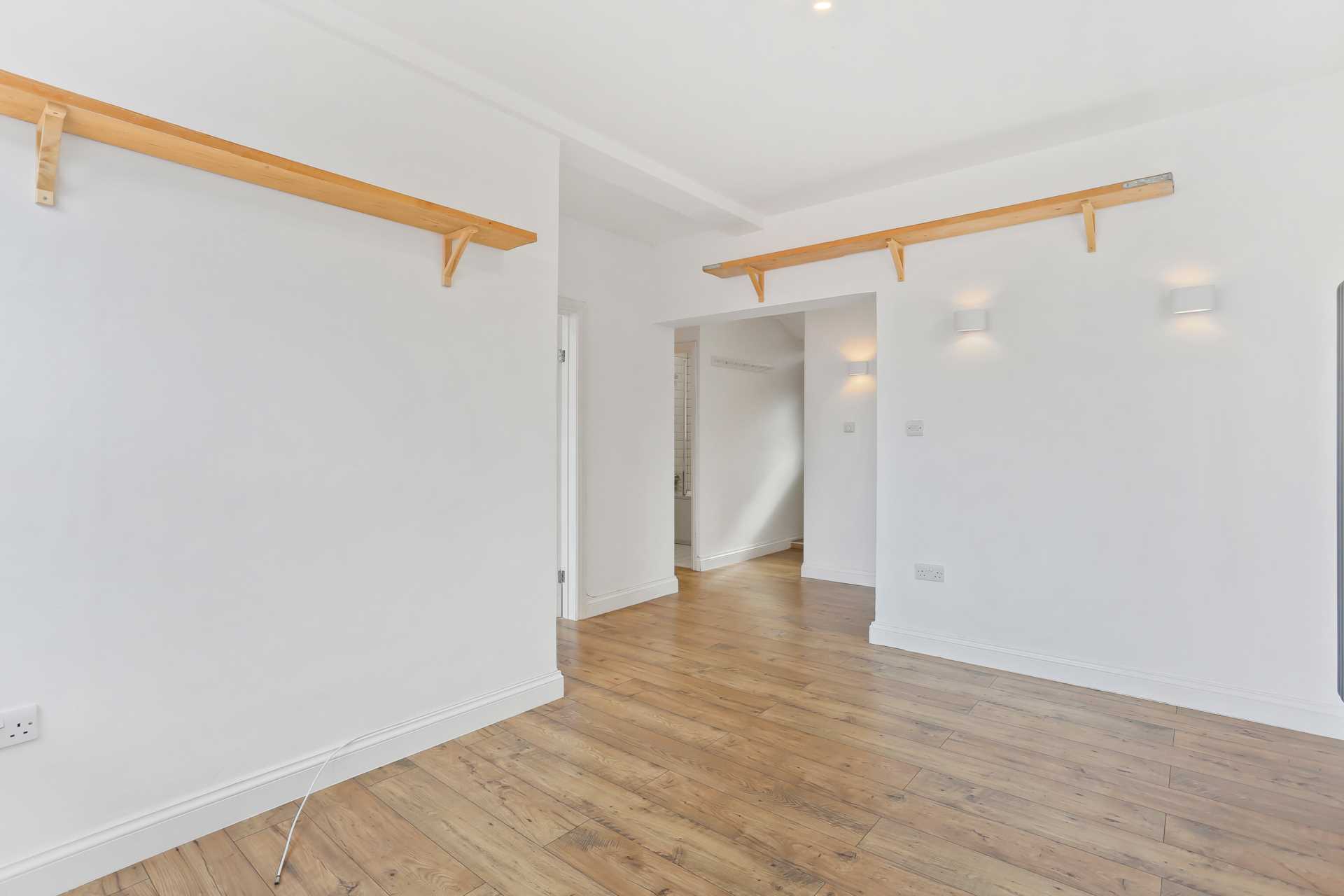 Homerton Road, Homerton, Image 4