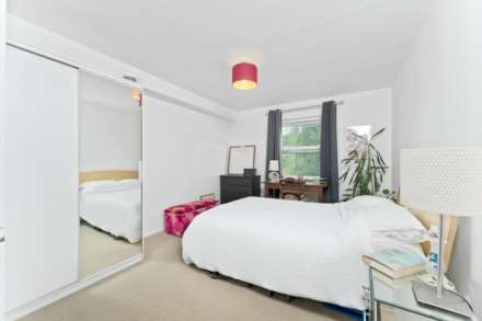 Victoria Park Court, Hackney, Image 6