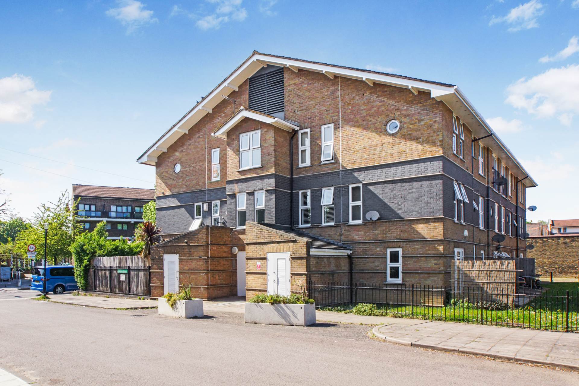 Leabank Square, Hackney Wick, Image 1