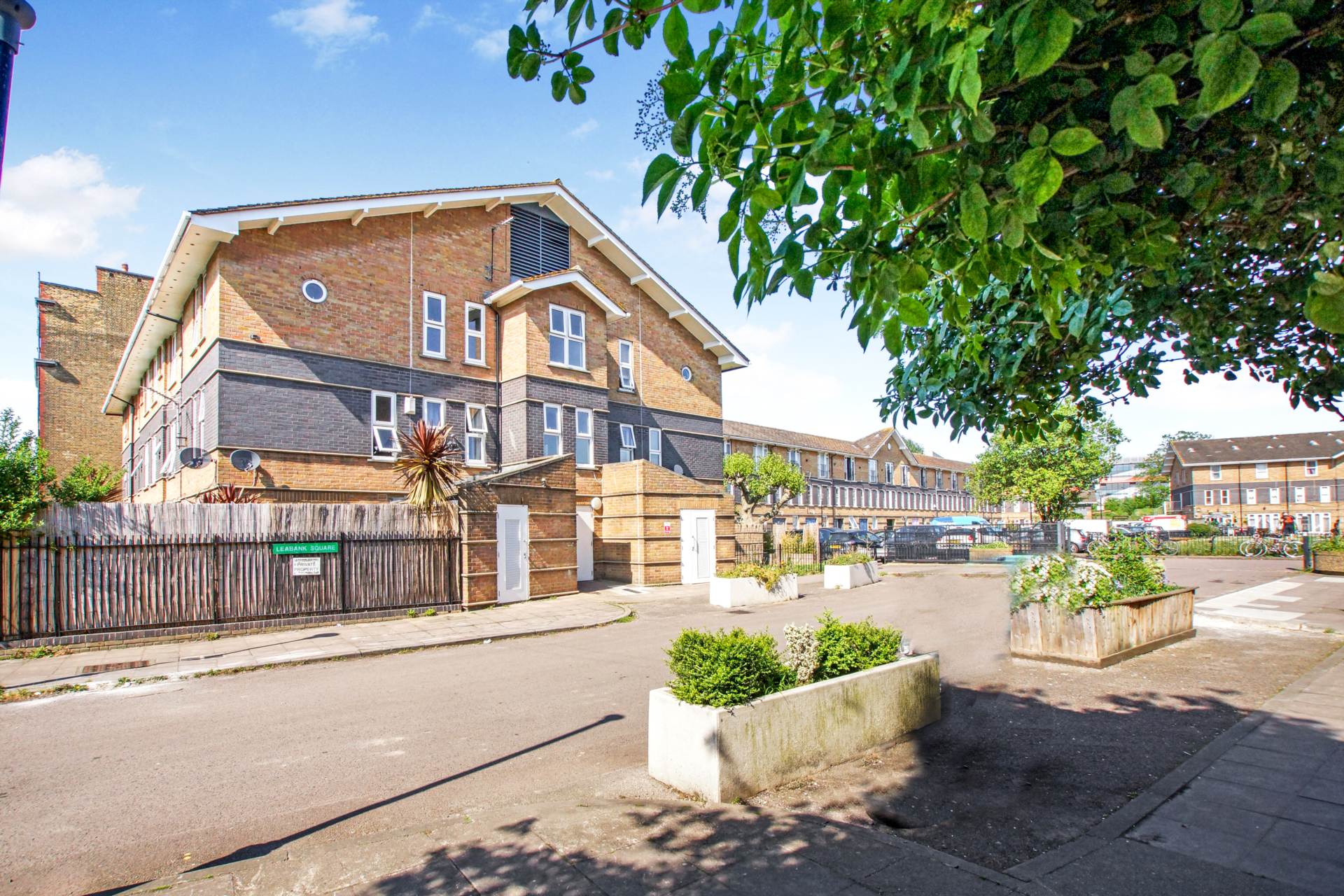 Leabank Square, Hackney Wick, Image 19