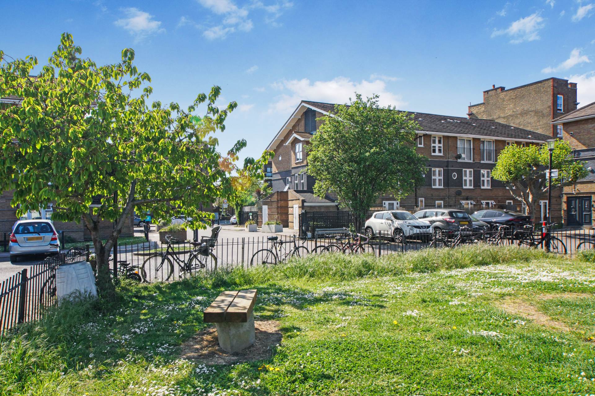 Leabank Square, Hackney Wick, Image 8