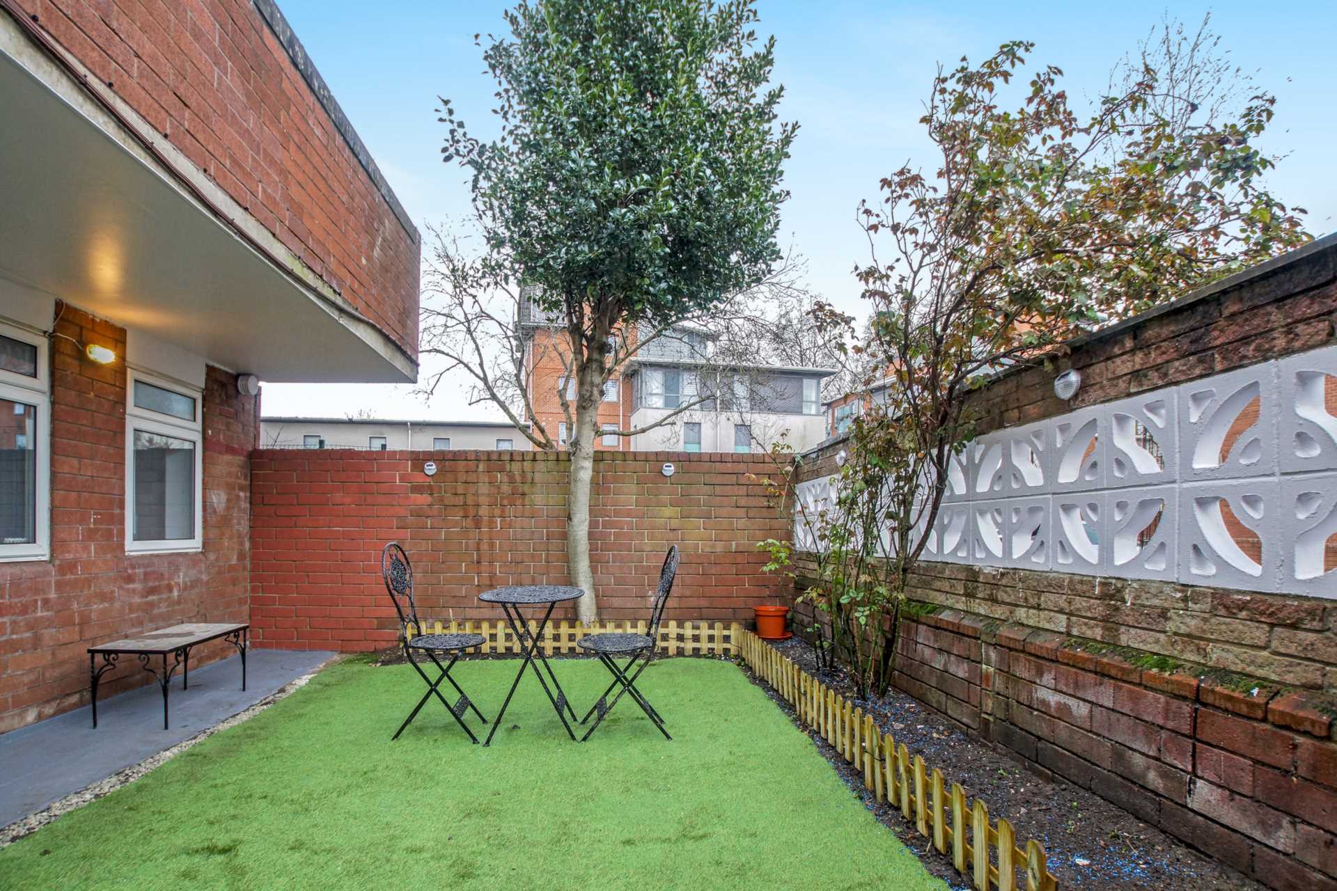 Oulton Close, Clapton, Image 14